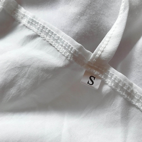 Woman's dress - Picture 7 of 8